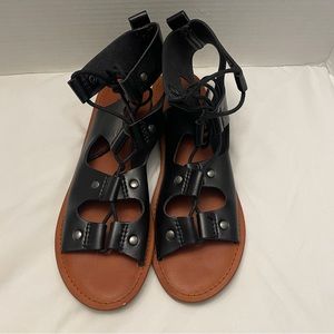 AMERICAN EAGLE SANDALS